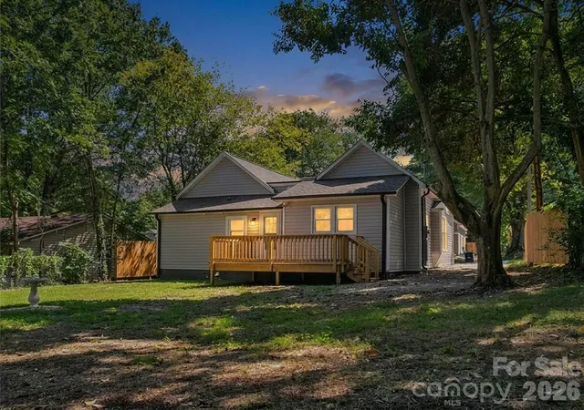 Photo 3 of Single family home for sale at 172 Eudy Dr Nw, Concord, NC 28025 | MLS# 4422402 | Listing updated on 2026-09-15