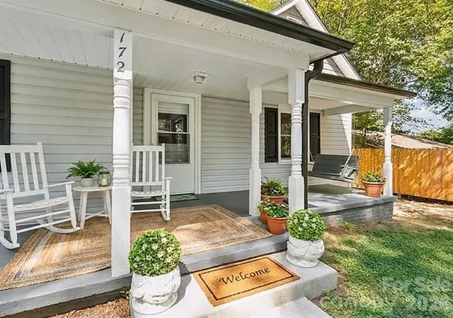 Photo 4 of Single family home for sale at 172 Eudy Dr NW, Concord, NC 28025 | MLS# 4422402 | Listing updated on 2026-09-15