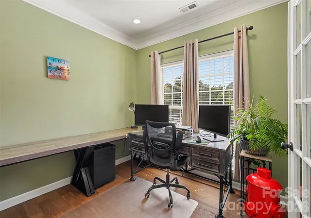 Photo 2 of Single family home for sale at 12015 Hampton Pl Dr, Charlotte, NC 28269 | MLS# 4422407 | Listing updated on 2026-09-13
