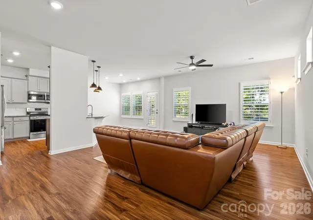 Photo 2 of Single family home for sale at 12866 Canterbury Castle Dr, Charlotte, NC 28273 | MLS# 4422409 | Listing updated on 2026-09-21