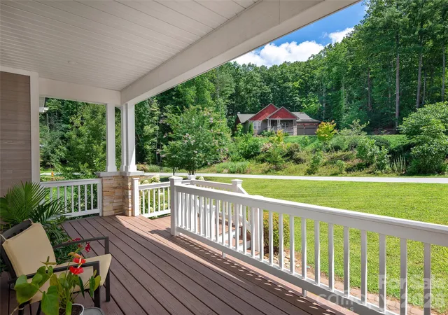 Photo 2 of Single family home for sale at 91 Greenwells Glory Dr, Biltmore Lake, NC 28715 | MLS# 4422496 | Listing updated on 2026-09-24
