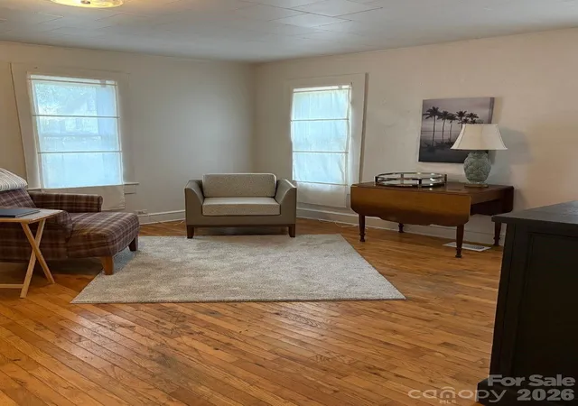 Photo 3 of Sale Pending at 612 24th Street Sw, Hickory, NC 28602 | MLS# 4422503 | Listing updated on 2026-09-14