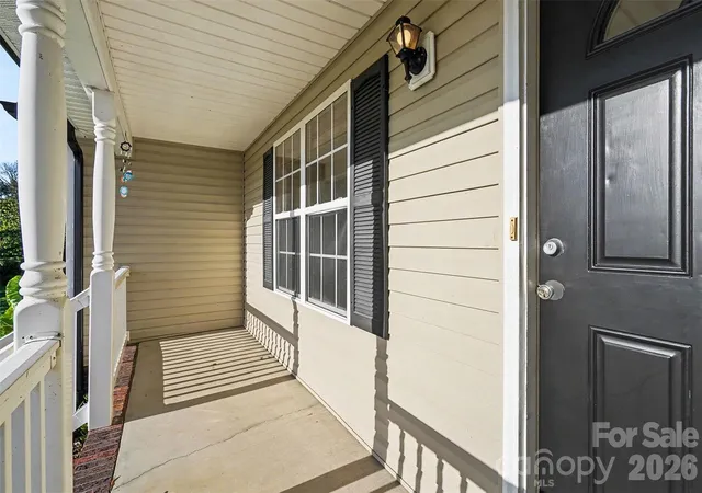 Photo 2 of Single family home for sale at 4610 Tyne Castle Ct, Concord, NC 28025 | MLS# 4422522 | Listing updated on 2026-09-12