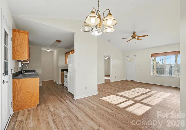 Photo 4 of Single family home for sale at 4610 Tyne Castle Ct, Concord, NC 28025 | MLS# 4422522 | Listing updated on 2026-09-12