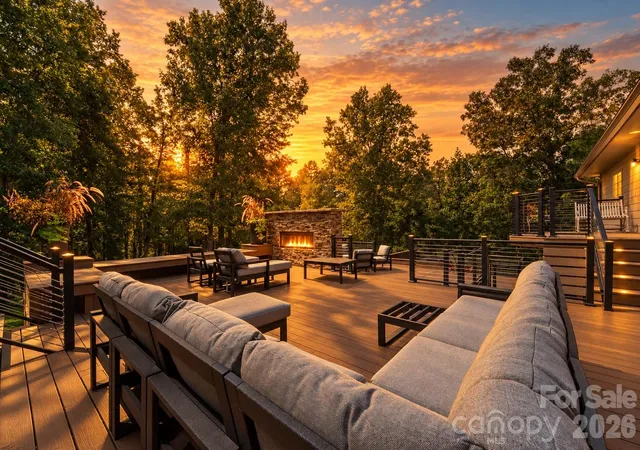 Photo 2 of Mansion for sale at 625 Echo Valley Dr, Bryson City, NC 28713 | MLS# 4422570 | Listing updated on 2026-09-15