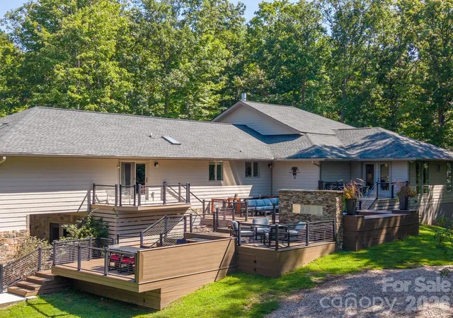 Photo 4 of Single family home for sale at 625 Echo Valley Dr, Bryson City, NC 28713 | MLS# 4422570 | Listing updated on 2026-09-15