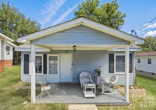Single family home for sale at 404 Clinton Ave, Lancaster, SC 29720 | MLS# 4422592