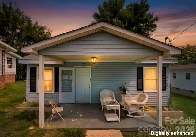 Photo 1 of Single family home for sale at 404 Clinton Ave, Lancaster, SC 29720 | MLS# 4422592 | Listing updated on 2026-10-08