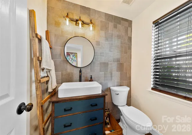 Photo 2 of Townhouse for sale at 11532 Delores Ferguson Ln, Charlotte, NC 28277 | MLS# 4422595 | Listing updated on 2026-10-06