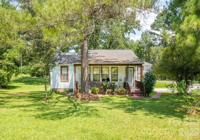 Photo 1 of Single family home for sale at 1929 John Everall Rd, Lancaster, SC 29720 | MLS# 4422599 | Listing updated on 2026-10-09