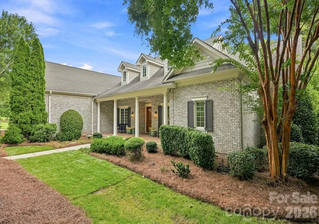 Photo 1 of Single family home for sale at 2063 Brawley School Rd, Mooresville, NC 28117 | MLS# 4422701 | Listing updated on 2026-09-26