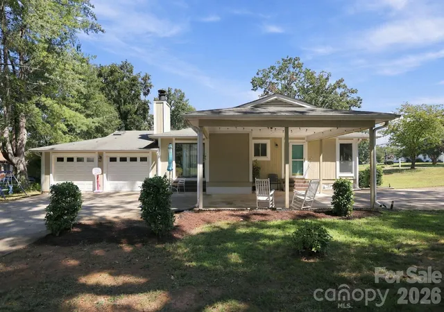 Photo 2 of Sale Pending at 1619 Rhyne Carter Rd, Gastonia, NC 28054 | MLS# 4422724 | Listing updated on 2026-09-22