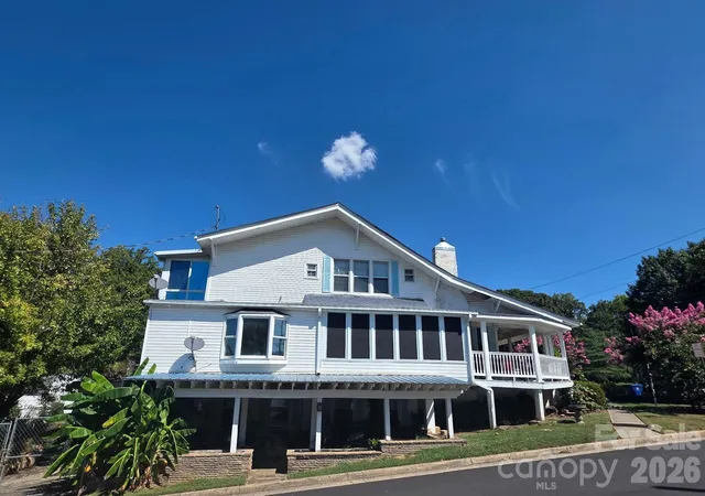 Photo 3 of Single family home for sale at 113 N Central Ave, Belmont, NC 28012 | MLS# 4422776 | Listing updated on 2026-09-29