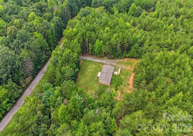 Photo 4 of Single family home for sale at 5756 Zion Hl Dr, Lawndale, NC 28090 | MLS# 4422782 | Listing updated on 2026-09-15