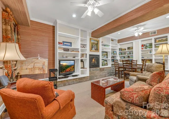 Photo 3 of Single family home for sale at 241 Wonderland Trl, Blowing Rock, NC 28605 | MLS# 4422812 | Listing updated on 2026-09-11
