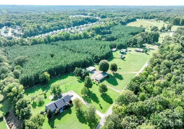 Photo 2 of Land for sale at 3322 Morehead Rd, Charlotte, NC 28262 | MLS# 4422826 | Listing updated on 2026-10-09
