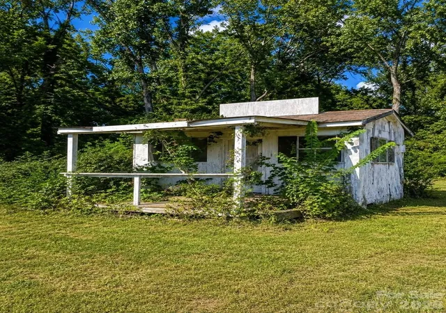 Photo 3 of Land for sale at 731 S Market St, Lancaster, SC 29720 | MLS# 4422856 | Listing updated on 2026-09-09