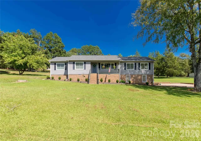 Photo 1 of Single family home for sale at 1009 Hollow Rd, Chester, SC 29706 | MLS# 4422913 | Listing updated on 2026-09-15