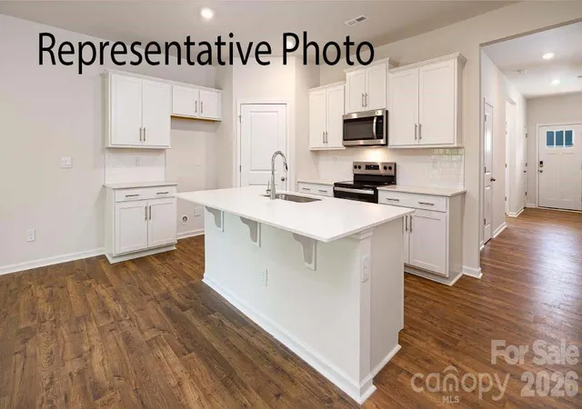 Photo 2 of Single family home for sale at 3617 Honey Locust Ln, Gastonia, NC 28056 | MLS# 4422952 | Listing updated on 2026-09-22