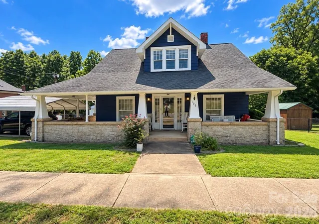 Photo 1 of Single family home for sale at 108 Oak St, Granite Quarry, NC 28146 | MLS# 4423075 | Listing updated on 2026-10-02