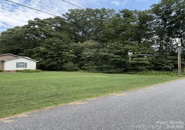 Photo 4 of Land for sale at 809 2nd Street SE, Conover, NC 28613 | MLS# 4423115 | Listing updated on 2026-09-14