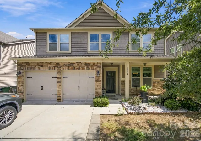 Photo 1 of Single family home for sale at 10124 Michael Xing Dr, Charlotte, NC 28213 | MLS# 4423146 | Listing updated on 2026-09-13