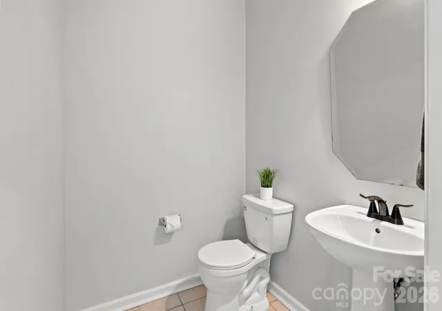 Photo 4 of Townhouse for sale at 9810 Kings Parade Blvd, Charlotte, NC 28273 | MLS# 4423206 | Listing updated on 2026-09-13