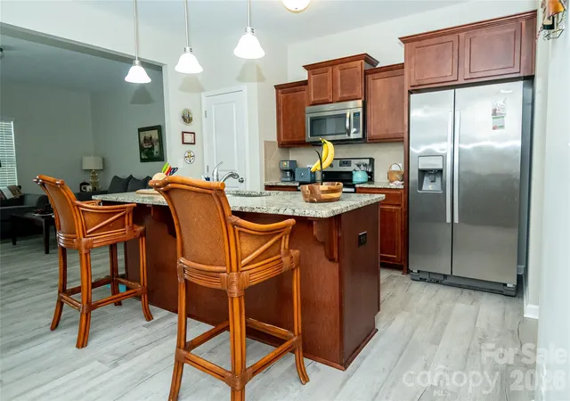 Photo 4 of Townhouse for sale at 3908 Bighorn Way, Gastonia, NC 28056 | MLS# 4423208 | Listing updated on 2026-09-11