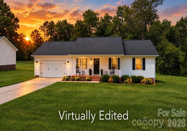 Photo 1 of Single family home for sale at 1545 Hamlet St, Lincolnton, NC 28092 | MLS# 4423216 | Listing updated on 2026-09-27