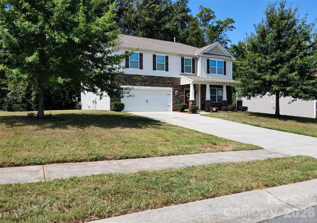 Photo 2 of Single family home for sale at 113 Meadow Strm Dr, Mount Holly, NC 28120 | MLS# 4423251 | Listing updated on 2026-10-05