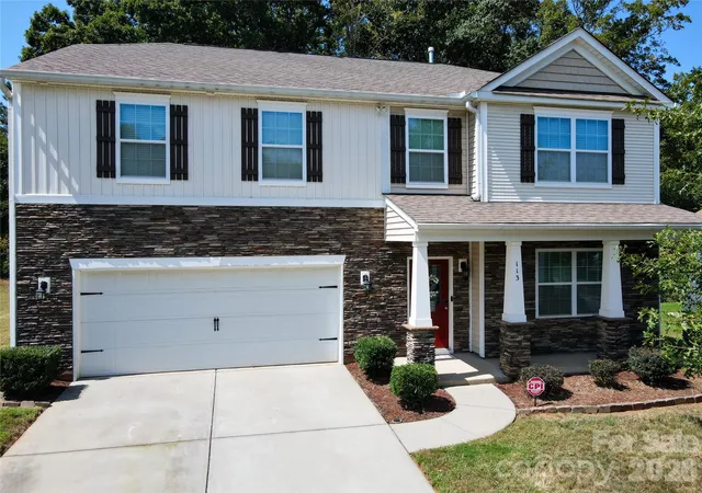 Photo 3 of Single family home for sale at 113 Meadow Strm Dr, Mount Holly, NC 28120 | MLS# 4423251 | Listing updated on 2026-10-05