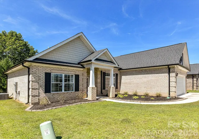 Photo 3 of Single family home for sale at 5224 Sustar Dr, Monroe, NC 28110 | MLS# 4423442 | Listing updated on 2026-09-15