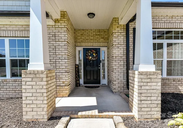 Photo 4 of Single family home for sale at 5224 Sustar Dr, Monroe, NC 28110 | MLS# 4423442 | Listing updated on 2026-09-15
