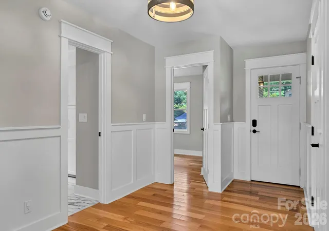 Photo 4 of Single family home for sale at 123 Turley Fls Rd, Hendersonville, NC 28739 | MLS# 4423477 | Listing updated on 2026-09-14