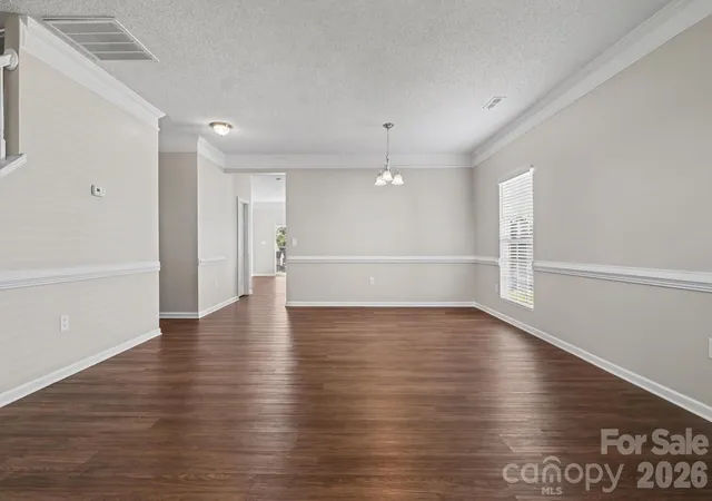 Photo 4 of Single family home for sale at 8935 Hedge Maple Rd, Charlotte, NC 28269 | MLS# 4423524 | Listing updated on 2026-10-20