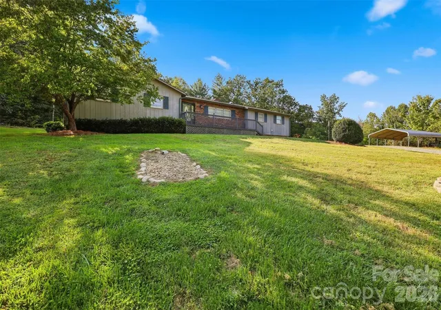 Photo 3 of Single family home for sale at 258 Nine Patch Ln, Taylorsville, NC 28681 | MLS# 4423574 | Listing updated on 2026-09-24