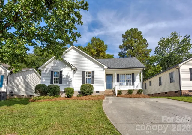 Photo 1 of Single family home for sale at 1209 Moss Acres Ct, Kannapolis, NC 28081 | MLS# 4423583 | Listing updated on 2026-09-26