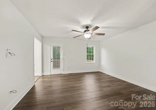 Photo 3 of Single family home for sale at 4750 Dalena Dr, Claremont, NC 28610 | MLS# 4423670 | Listing updated on 2026-10-02