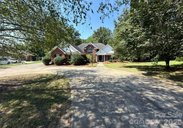 Photo 1 of Sale Pending at 4305 Atkinson Way, Monroe, NC 28110 | MLS# 4423687 | Listing updated on 2026-09-13