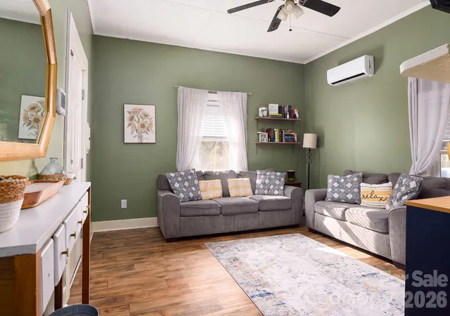 Photo 3 of Single family home for sale at 404 W 7th Avenue, Lexington, NC 27292 | MLS# 4423693 | Listing updated on 2026-09-29