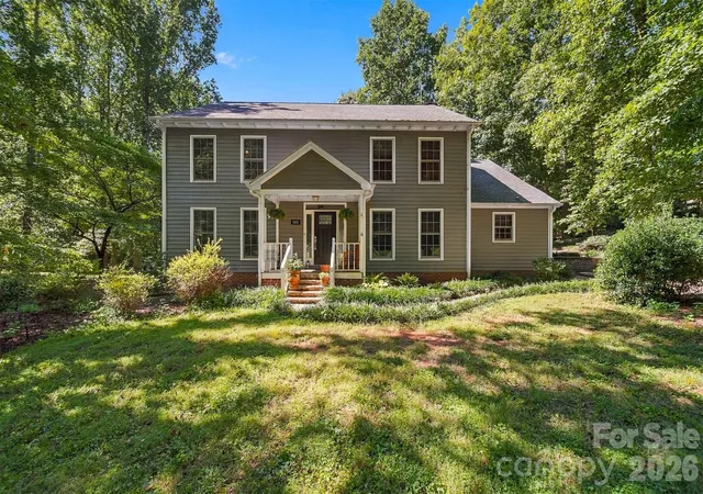 Photo 1 of Single family home for sale at 1602 Fairway Dr, Newton, NC 28658 | MLS# 4423764 | Listing updated on 2026-09-12
