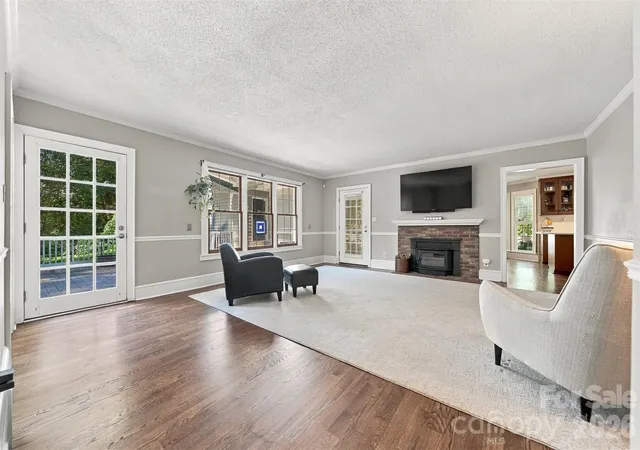 Photo 3 of Single family home for sale at 1602 Fairway Dr, Newton, NC 28658 | MLS# 4423764 | Listing updated on 2026-10-15