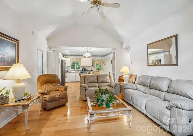 Photo 3 of Single family home for sale at 650 Crk Side Dr, Maggie Valley, NC 28751 | MLS# 4423775 | Listing updated on 2026-09-29
