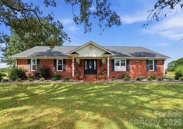 Photo 1 of Sale Pending at 1061 Old Peachland Rd, Marshville, NC 28103 | MLS# 4423840 | Listing updated on 2026-09-15