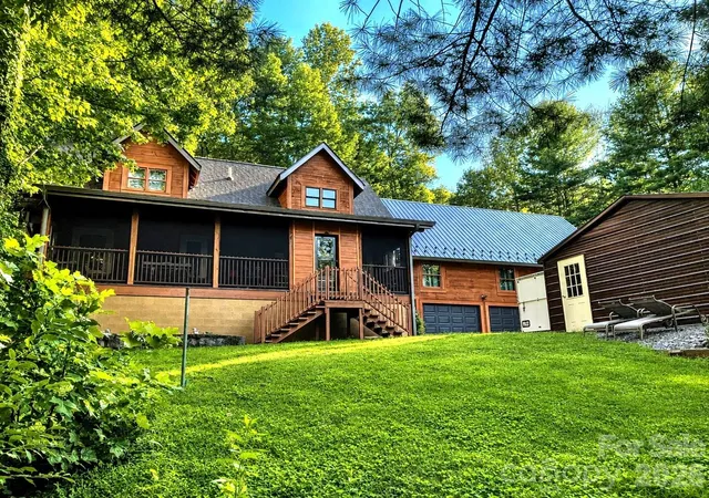 Photo 2 of Single family home for sale at 153 Montgomery Pl Ln, Zirconia, NC 28790 | MLS# 4423875 | Listing updated on 2026-09-15
