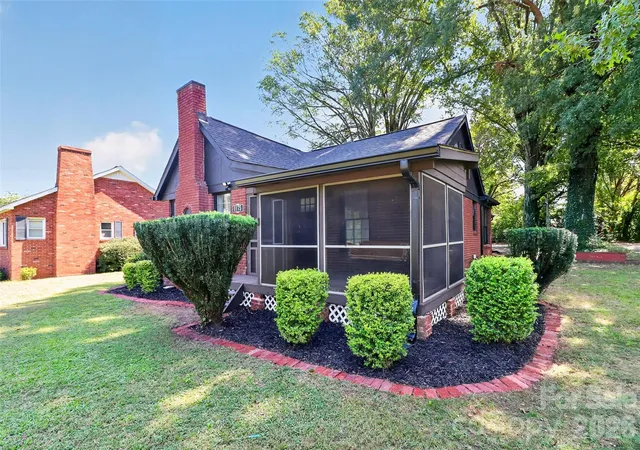 Photo 3 of Single family home for sale at 1175 Mecklenburg Hwy, Mooresville, NC 28115 | MLS# 4423998 | Listing updated on 2026-09-21