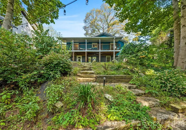 Photo 3 of Single family home for sale at 91 Deaver St, Asheville, NC | MLS# 4424002 | Listing updated on 2026-10-06