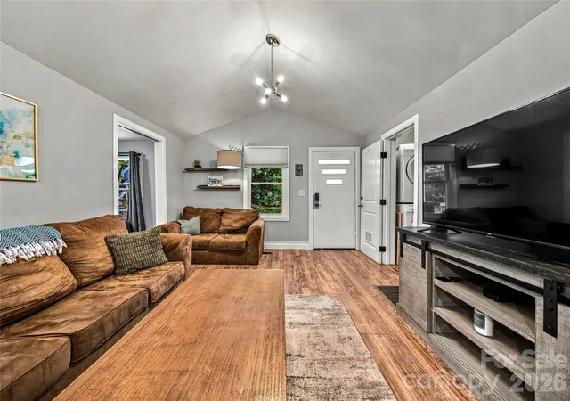 Photo 3 of Single family home for sale at 91 Deaver St, Asheville, NC | MLS# 4424002 | Listing updated on 2026-10-06