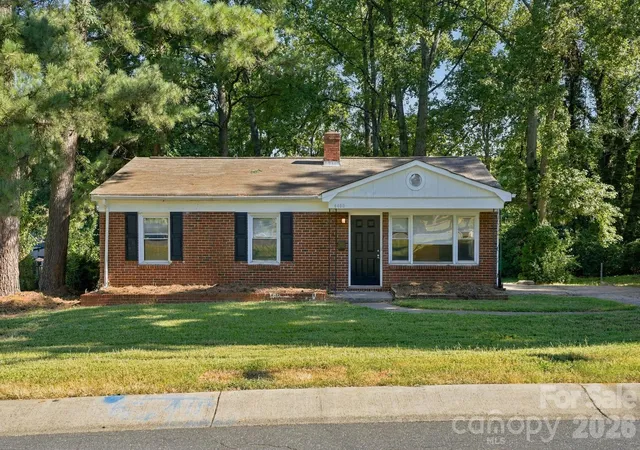 Photo 1 of Single family home for sale at 4400 Welling Ave, Charlotte, NC 28208 | MLS# 4424037 | Listing updated on 2026-10-21
