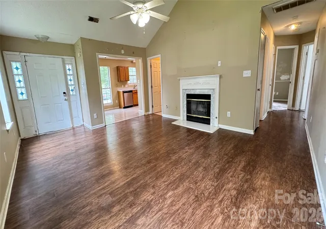 Photo 3 of Single family home for sale at 10121 Brawley Ln, Charlotte, NC 28215 | MLS# 4424172 | Listing updated on 2026-09-21